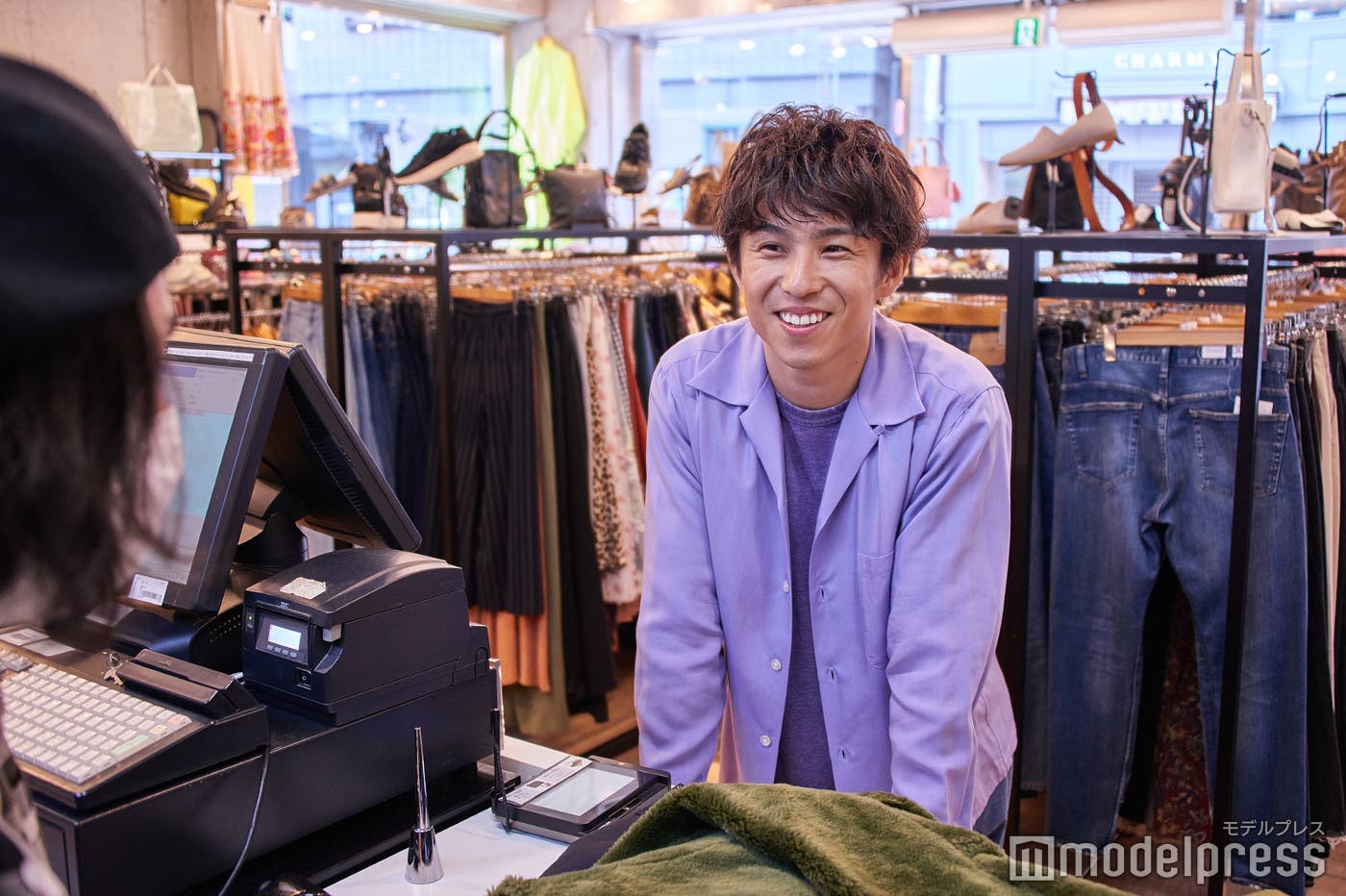 中尾明慶(C)モデルプレス
