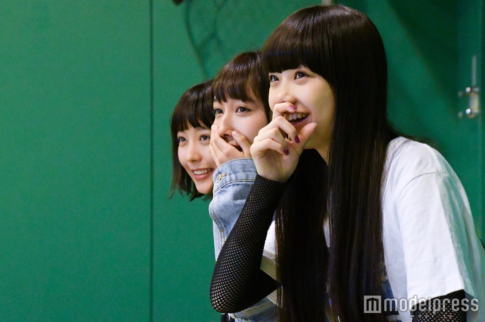 練習風景を見学するJ☆Dee’Z（C）モデルプレス