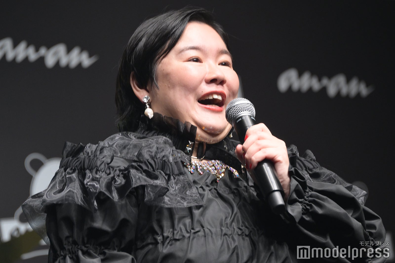 やす子（C）モデルプレス