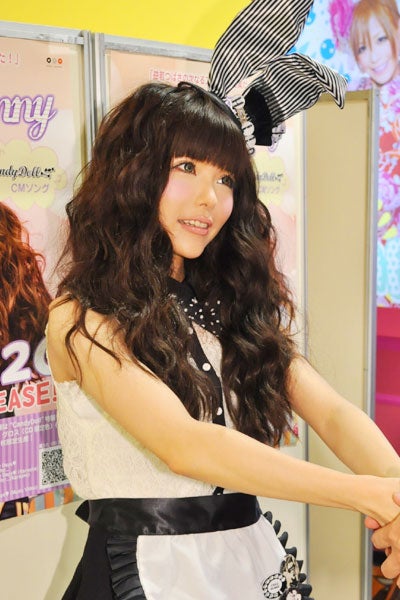 MilkyBunny（益若つばさ）