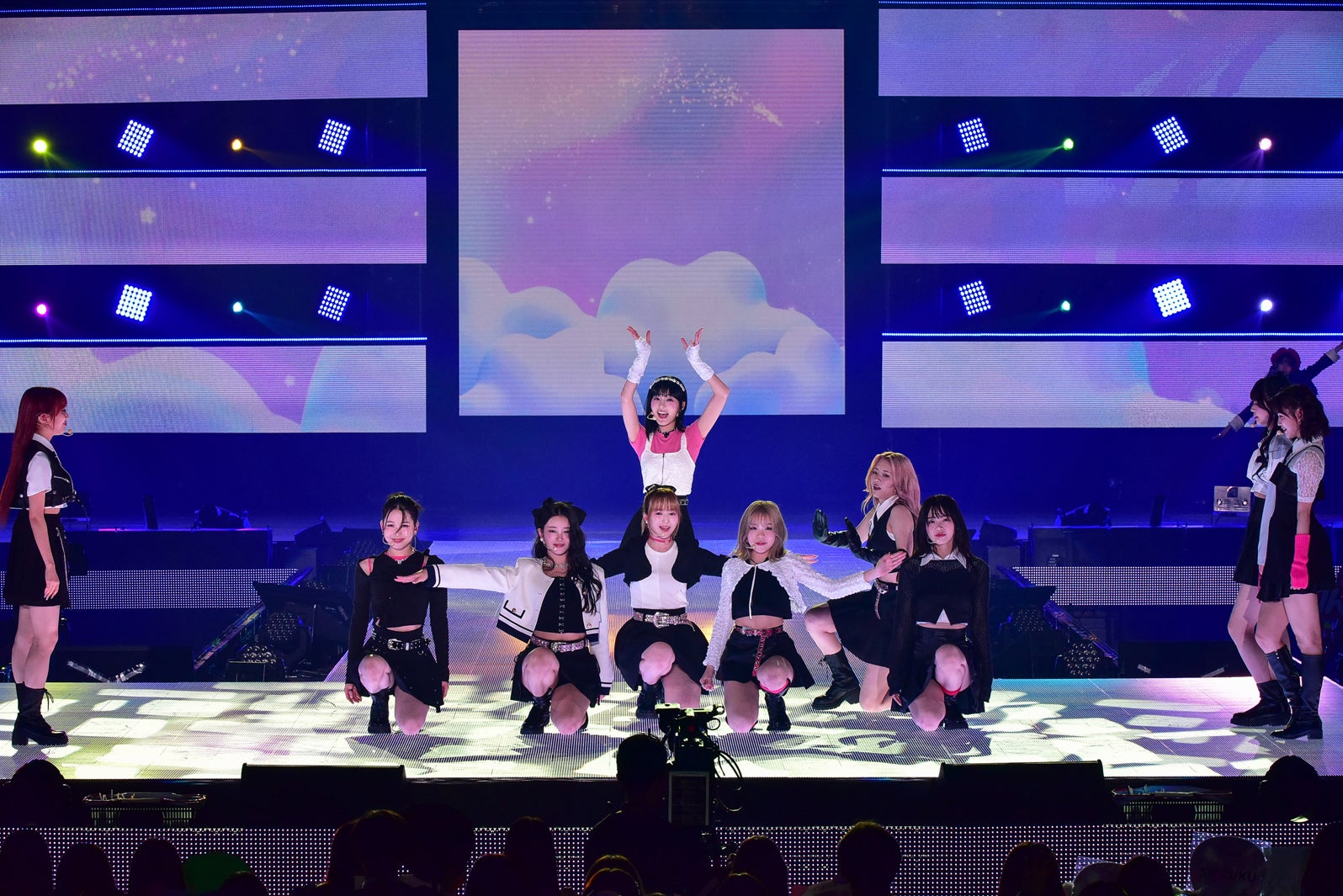 ME:I（C）Rakuten GirlsAward 2024 SPRING／SUMMER