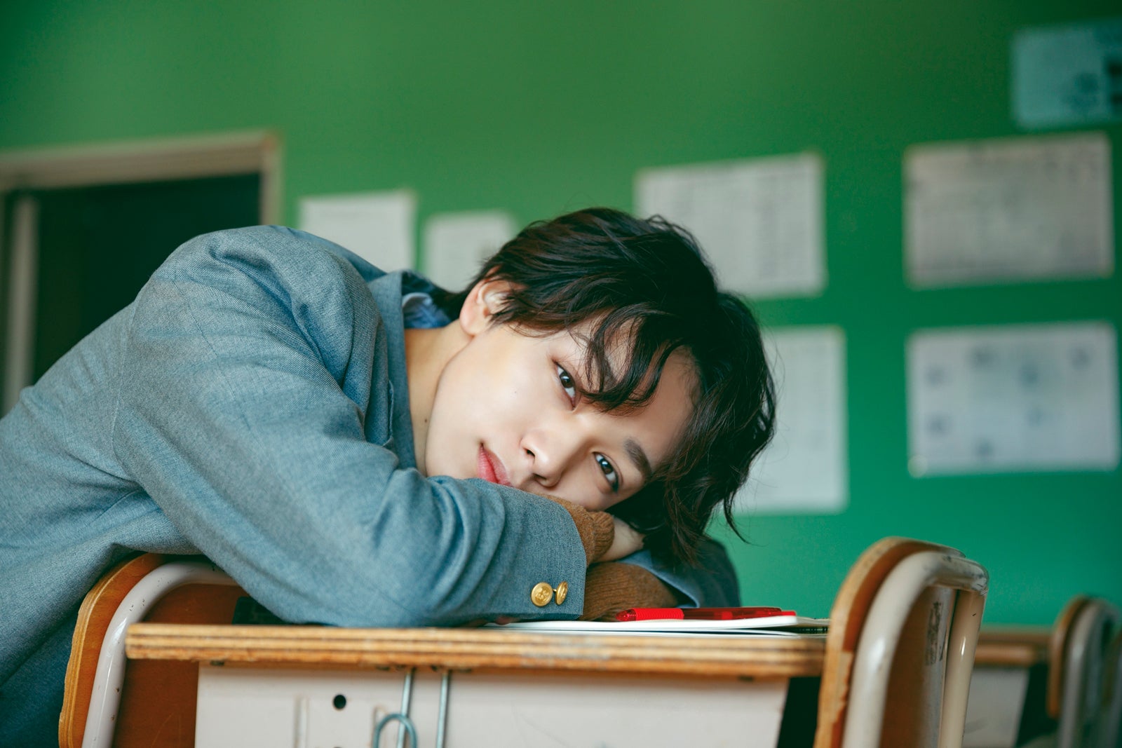 「宮世琉弥カレンダー2022.4-2023.3」収録カット （C）SDP