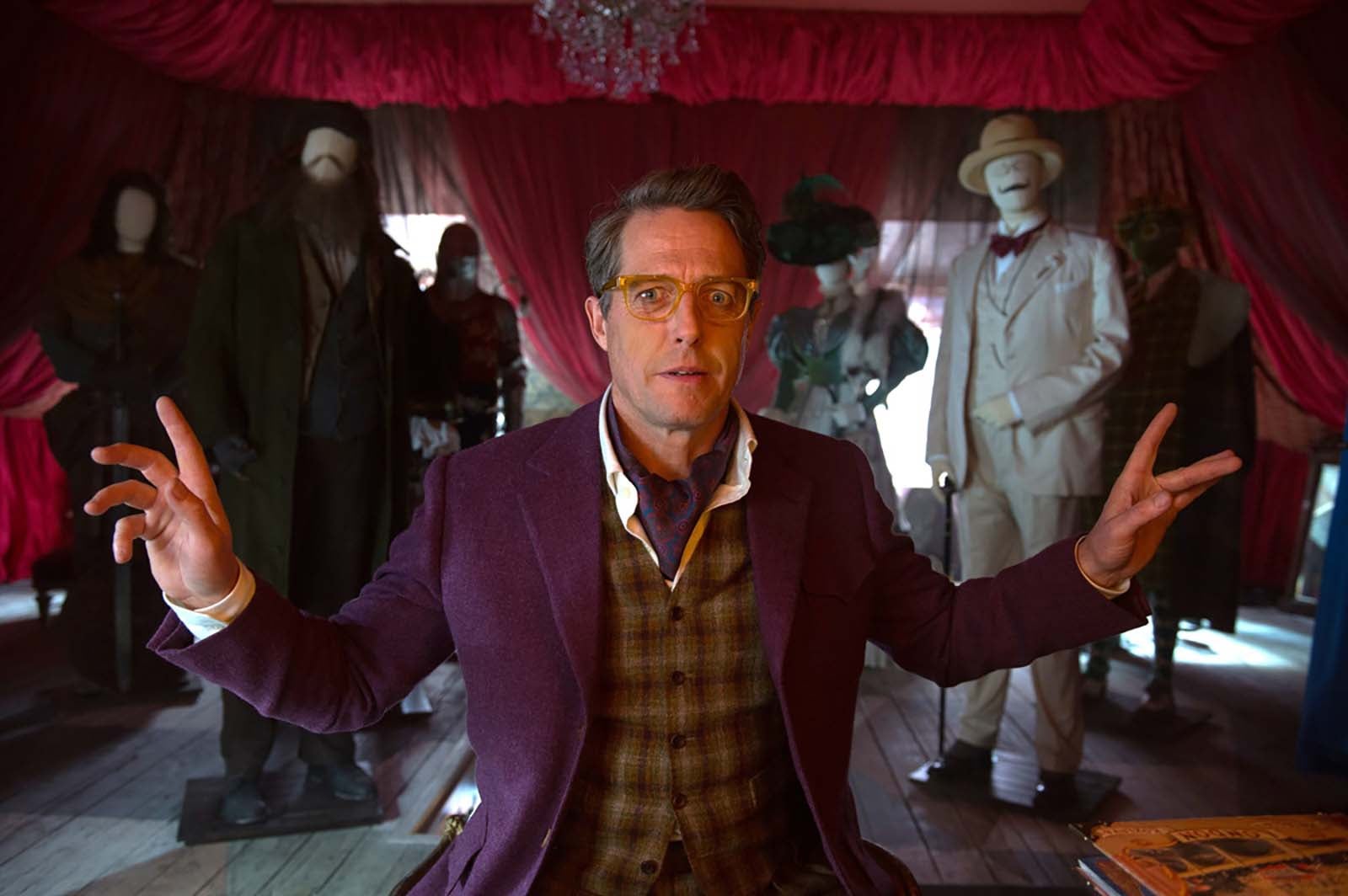 「パディントン2」フェニックス・ブキャナン（ヒュー・グラント）（C）2017 STUDIOCANAL S.A.S All Rights Reserved.