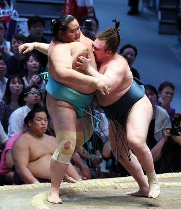 大関復帰狙う関脇安青錦 大関琴桜に快勝、4勝1敗で序盤終える「勝負はこれから」【大相撲】