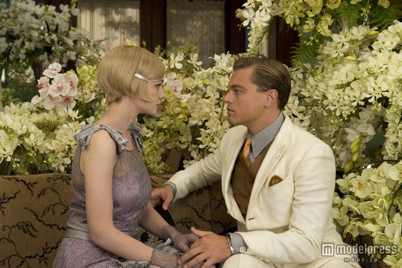 ヒロインのデイジーを演じたキャリー・マリガンと主人公のギャツビーを演じたレオナルド・ディカプリオ/(C)2013 Warner Bros. Entertainment Inc. All rights reserved.