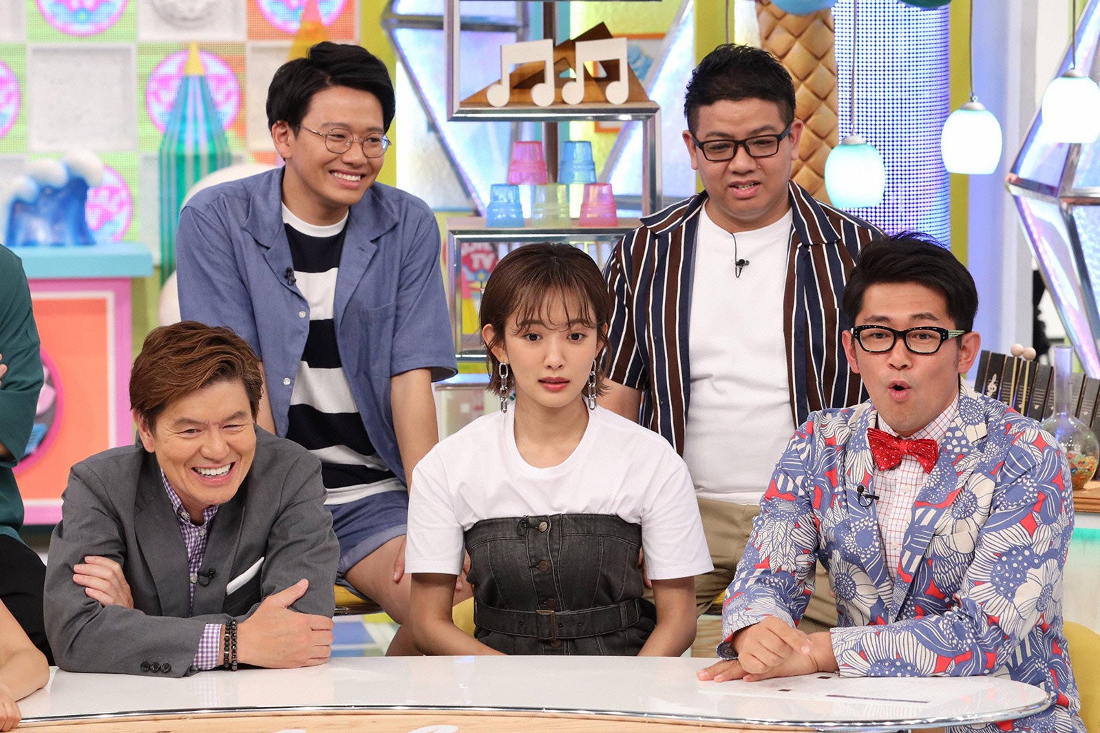 上段）ミキ、下段左から）ヒロミ、夏菜、ビビる大木（C）フジテレビ