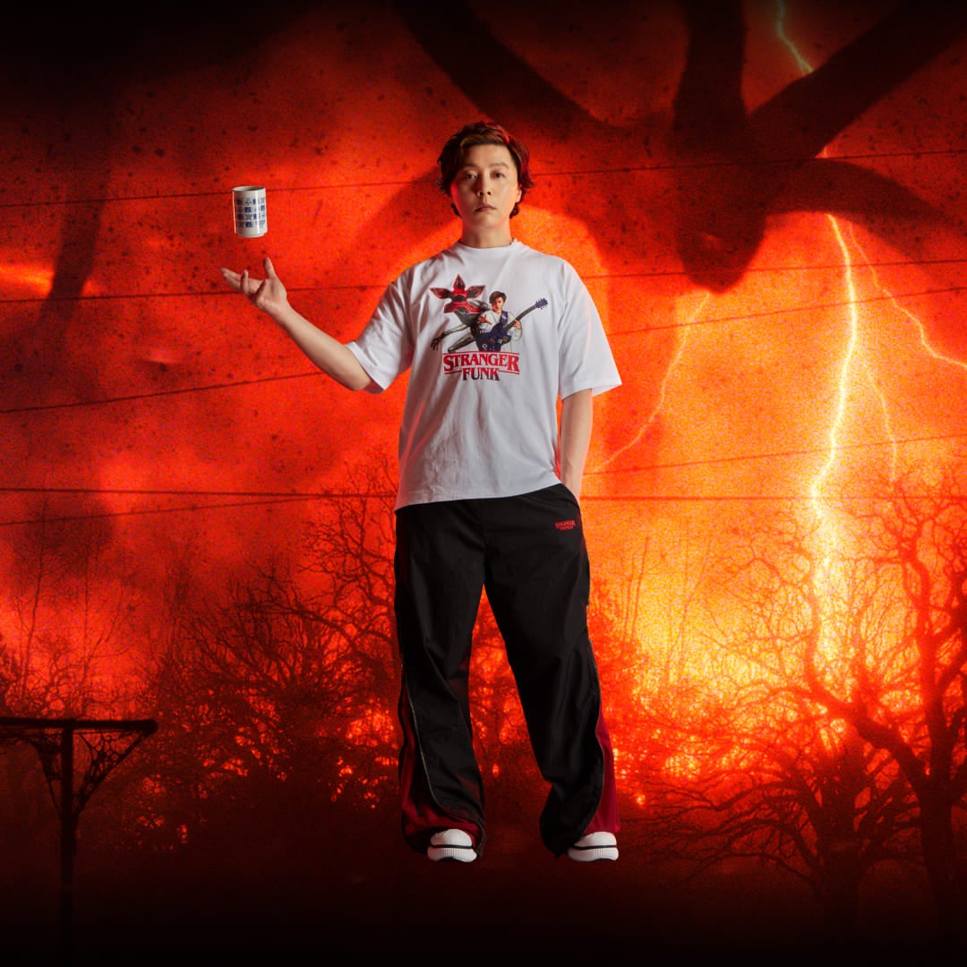 STRANGER FUNK TEE（ホワイト／ブラック）（提供写真）