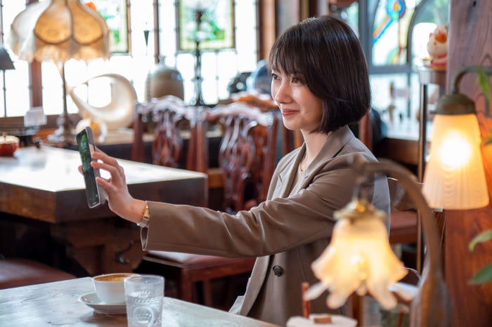 波瑠/「魔法のリノベ」第2話より(C)カンテレ