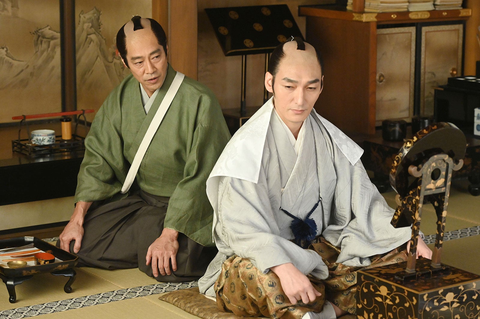 堤真一、草なぎ剛（C）NHK