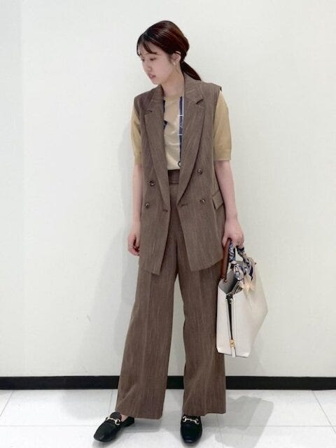 ブラウンコーデ　秋
