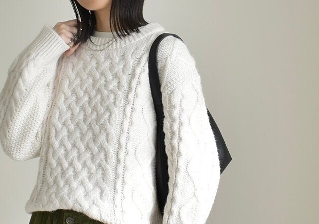 人気のニット早くも値下げ！着回し優秀で可愛いのに1500円以下ってすごい！着用レビュー