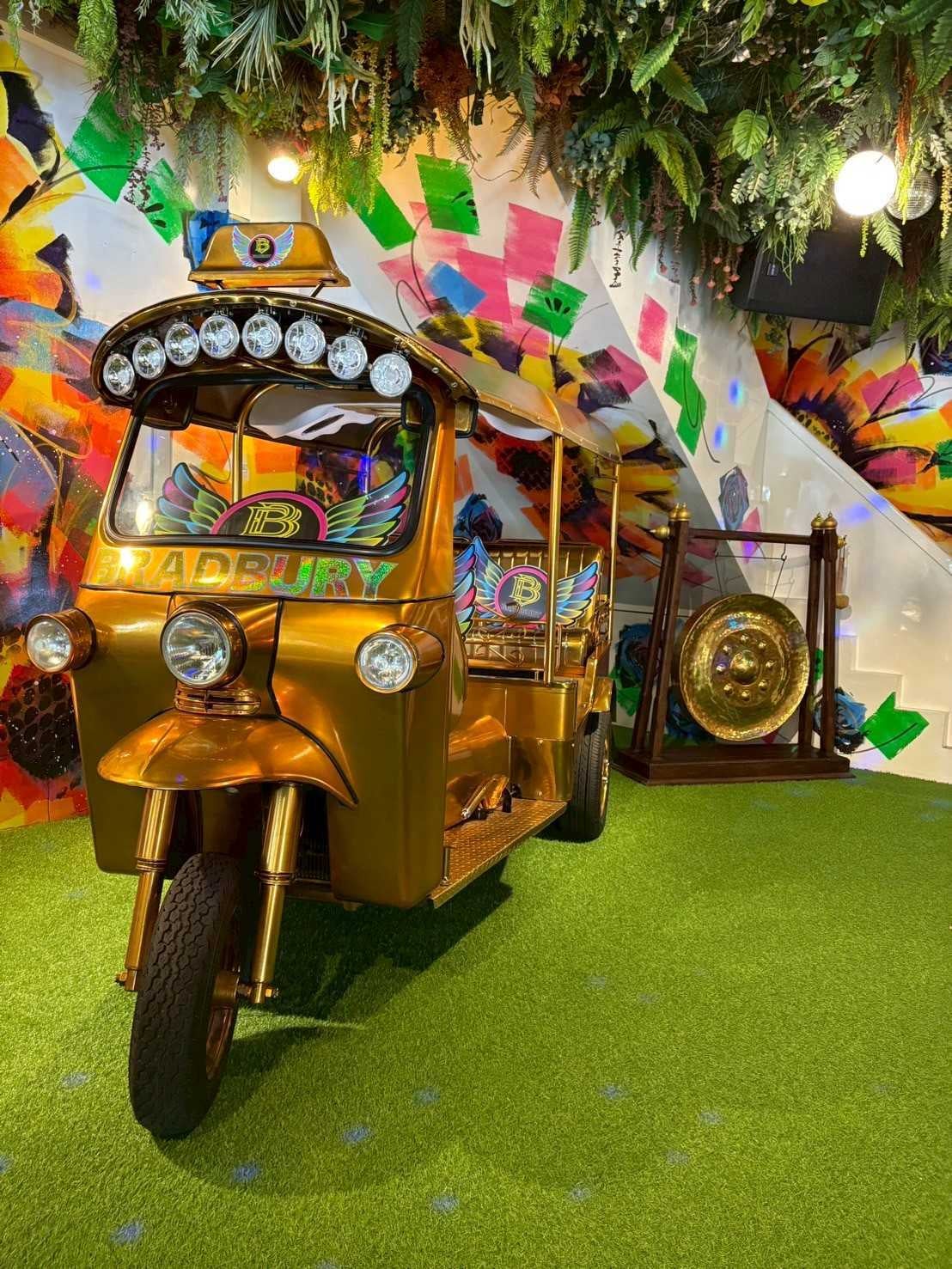 BRADBURY（提供素材）