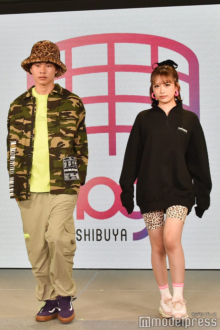 Kaya、伊藤桃々(C)モデルプレス