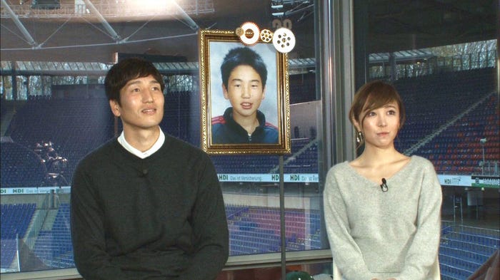 サッカー日本代表 原口元気選手 話題の美人妻と登場 ドイツの自宅テレビ初公開 モデルプレス