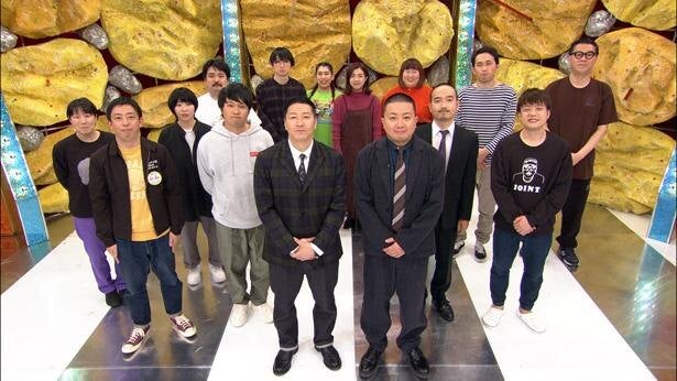 ロバート秋山 チョコプラ修羅場劇場 にサプライズ出演 マナーおじさん 役で秋山ワールド展開 モデルプレス ロバート秋山 チョコプラ修羅場劇場 にサプライズ出演 マナーおじさん 役で秋山ワールド展開 モデルプレス
