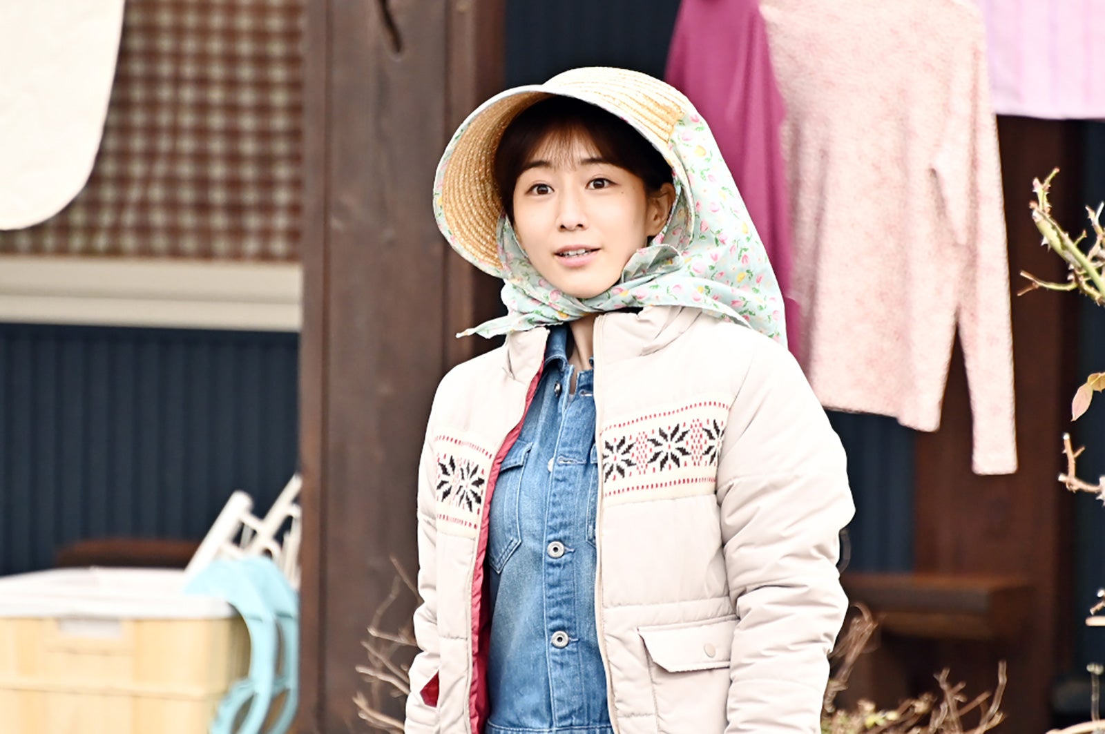 田中みな実、農作業姿で長瀬智也主演「俺の家の話」にゲスト出演 初の宮藤官九郎作品＜俺の家の話＞