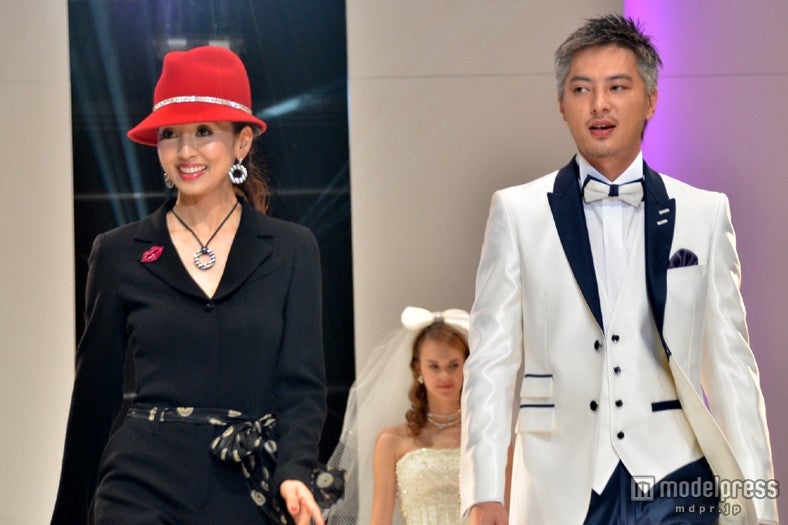 （左から）神田うの、塚本高史