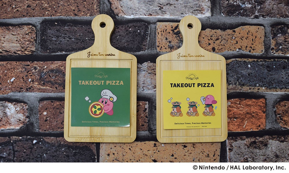 ピザテイクアウトでステッカーをプレゼント／画像提供：ベネリック