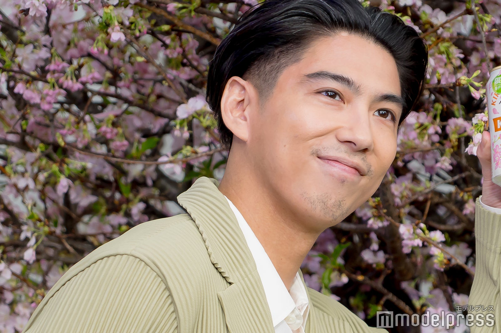 賀来賢人（C）モデルプレス