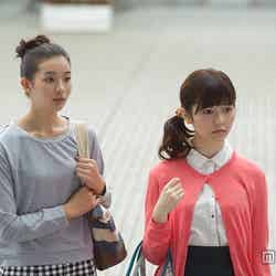 AKB48島崎遥香、主演映画のタイトル決定　新キャストも発表／（左から）足立梨花、島崎【モデルプレス】