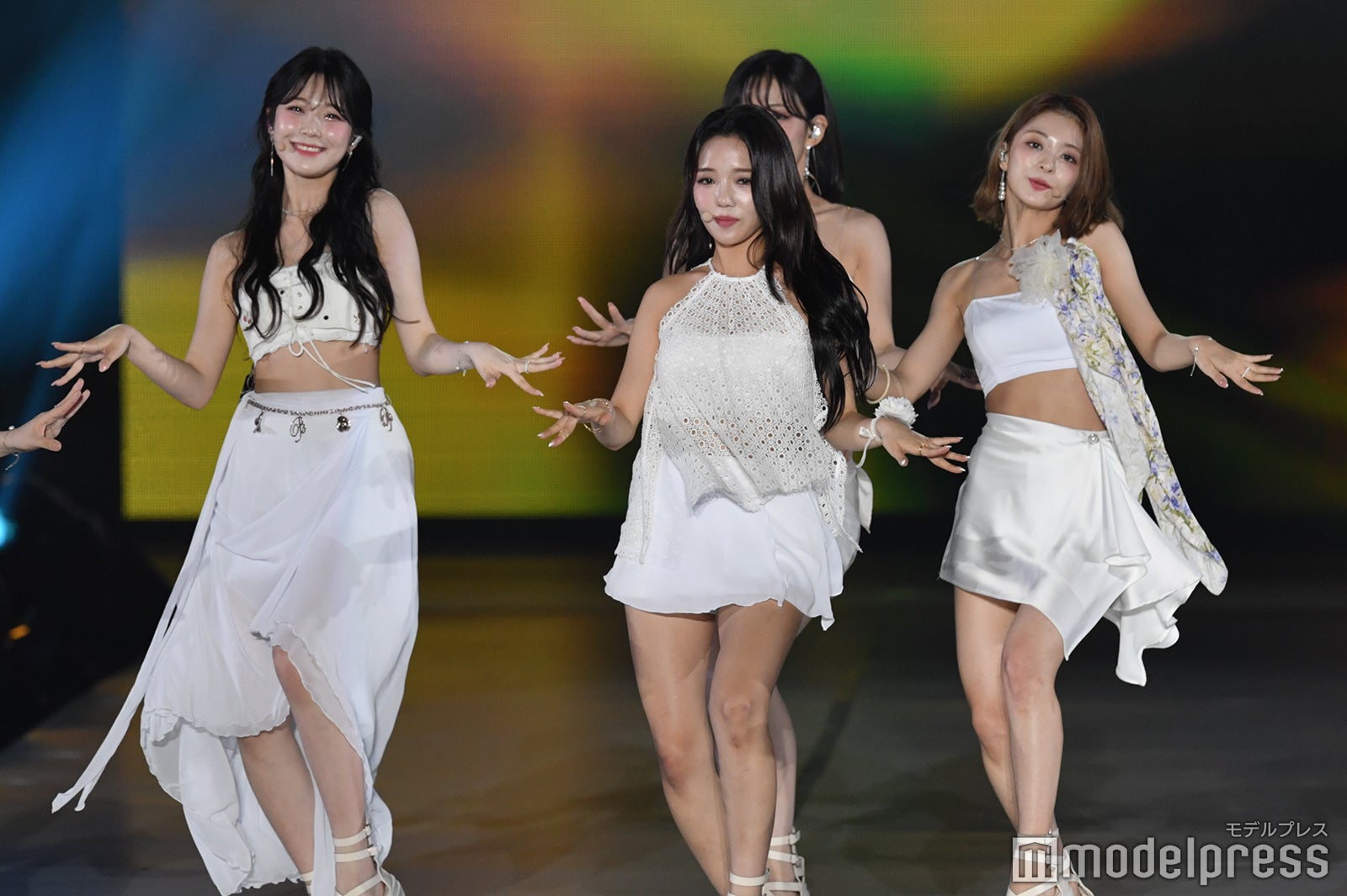 （C）モデルプレス