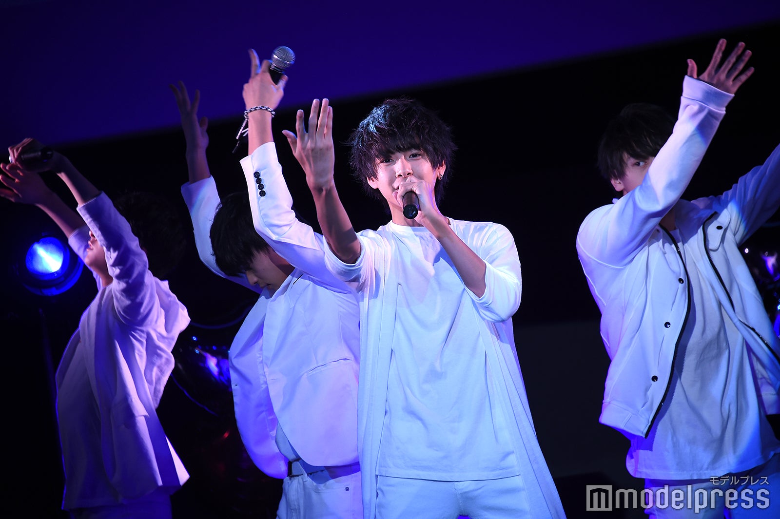 White☆Crown （C）モデルプレス