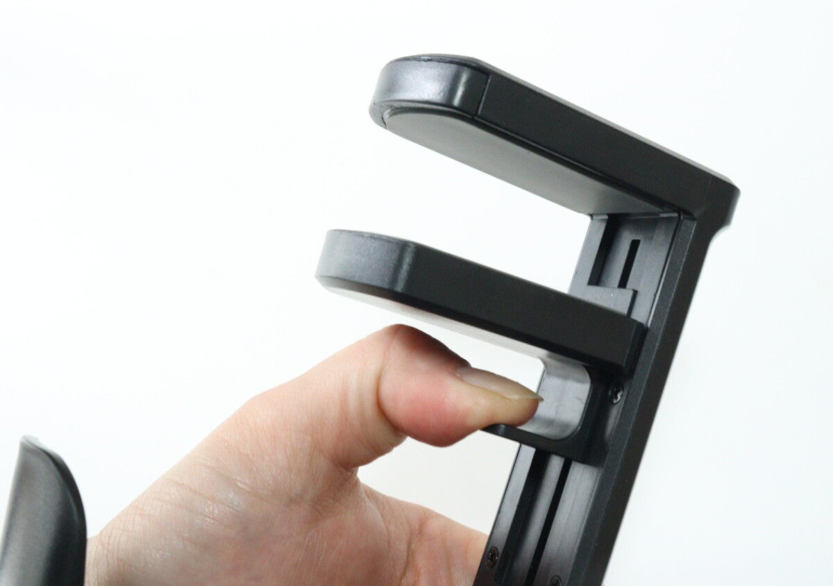 100均からついに出たよ！「正直悪いところが見つからない！」高スぺすぎるアレ専用ホルダー