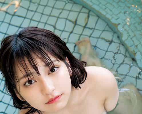 十味、ふっくらバスト&上目遣いにドキッ セクシーな魅力放出