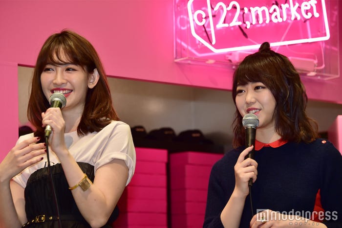 小嶋陽菜&峯岸みなみ(C)モデルプレス