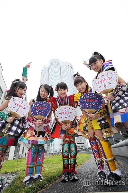 ももいろクローバーZ