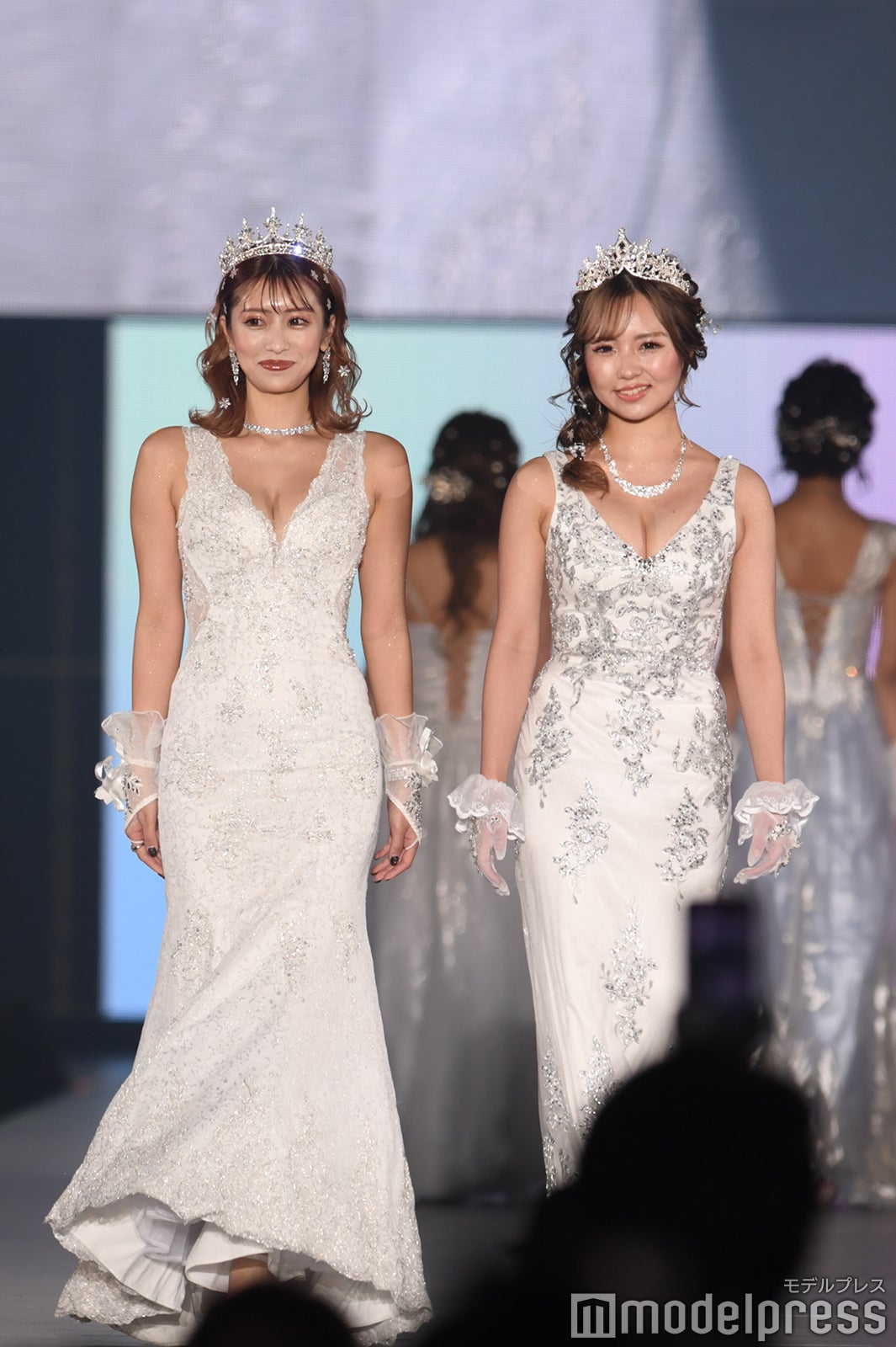 （C）モデルプレス