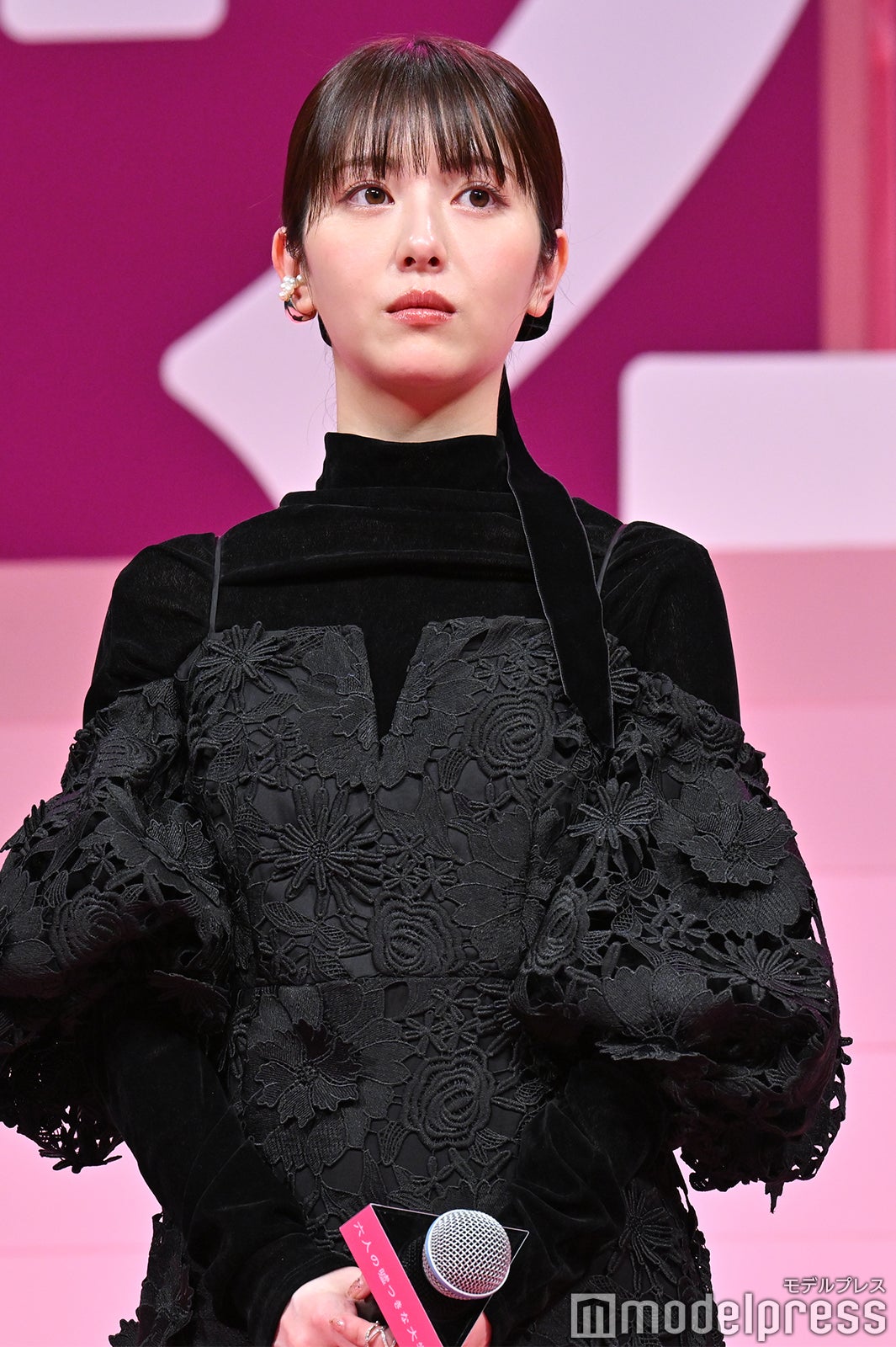 浜辺美波（C）モデルプレス