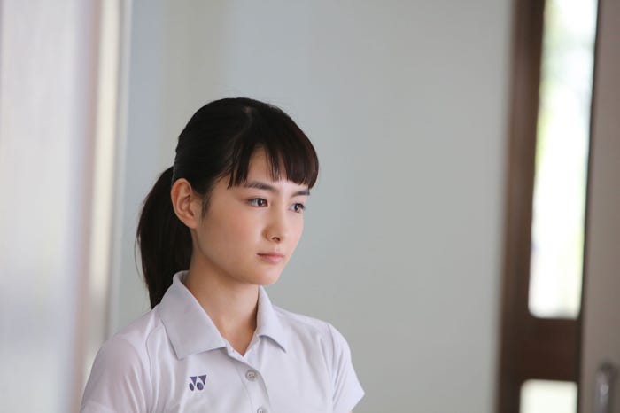 葵わかな/映画「逆光の頃」より(C)タナカカツキ/講談社・2017 東映ビデオ/マイケルギオン