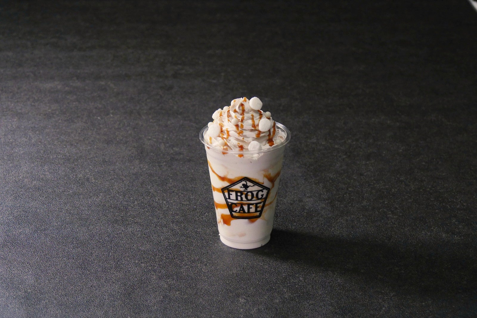 バタービール ミルクシェイク　950円（税込）／提供画像