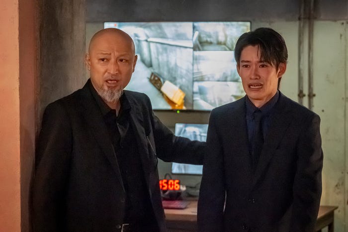 山内圭哉、山時聡真「民王R」第1話(C)テレビ朝日