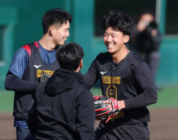 阪神・ドラ1立石 熱覇ポーズ考案に意欲「かっこいいのがあれば」佐藤輝＆森下パフォに憧れ 聖地で喜び爆発させる