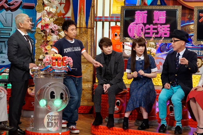 (左から)松本人志、浜田雅功、西川貴教、秋元真夏、テリー伊藤(画像提供:読売テレビ)