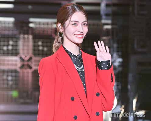 Happiness楓、圧巻美脚輝くレッドコーデ モデル撮影の裏側判明「メイク中も寝てる」<CanCam 40th Birthday Night>