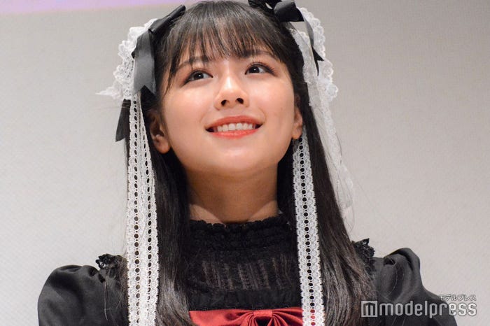 イメチェン前の渡邉美穂(C)モデルプレス