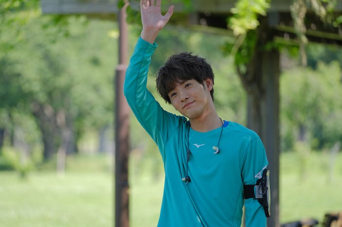 赤楚衛二 「彼女はキレイだった」第2話より(C)カンテレ・フジテレビ