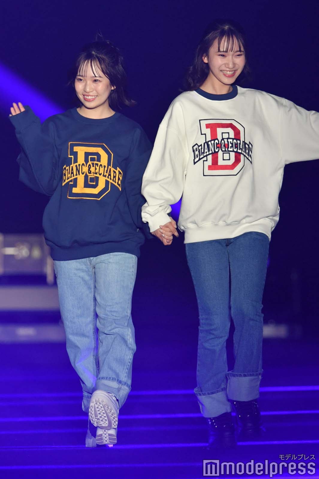 浅尾桃香、瓶野神音（C）モデルプレス