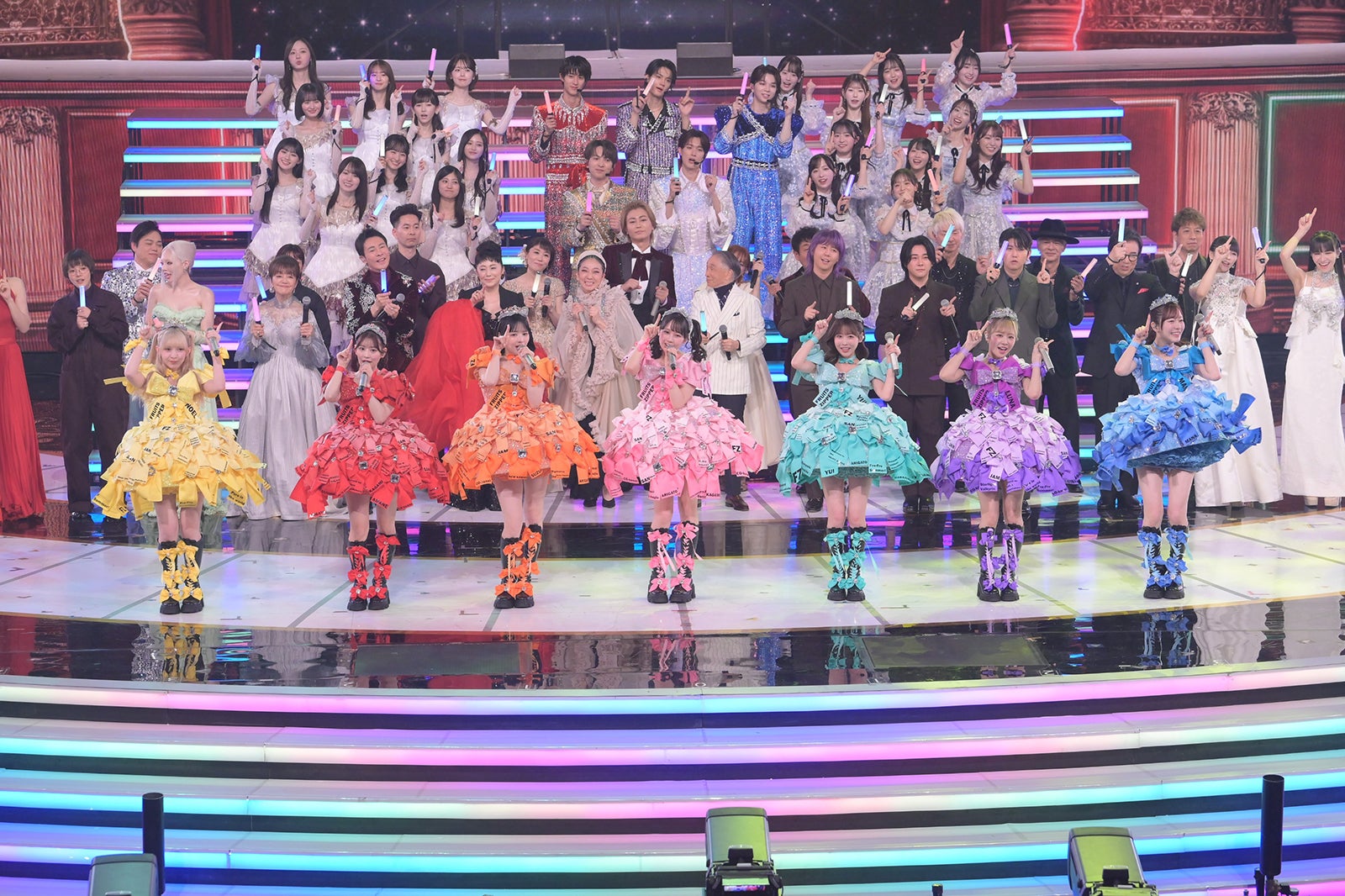 「第76回NHK紅白歌合戦」FRUITS ZIPPER（C）NHK