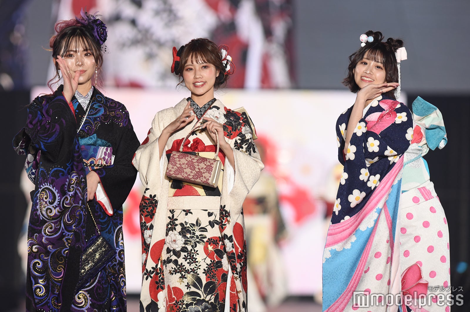 （C）モデルプレス