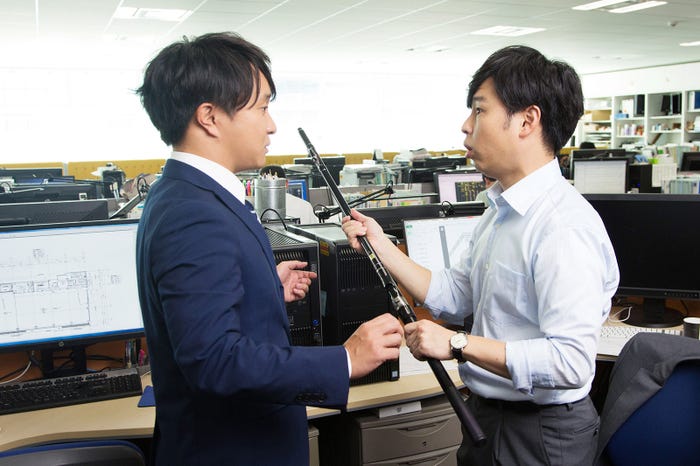 濱田岳、浜野謙太 (C)テレビ東京