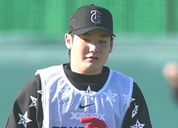 巨人・ドラ1竹丸 ブルペンで22球 変化球解禁「フォームを崩さず投げることをテーマに」