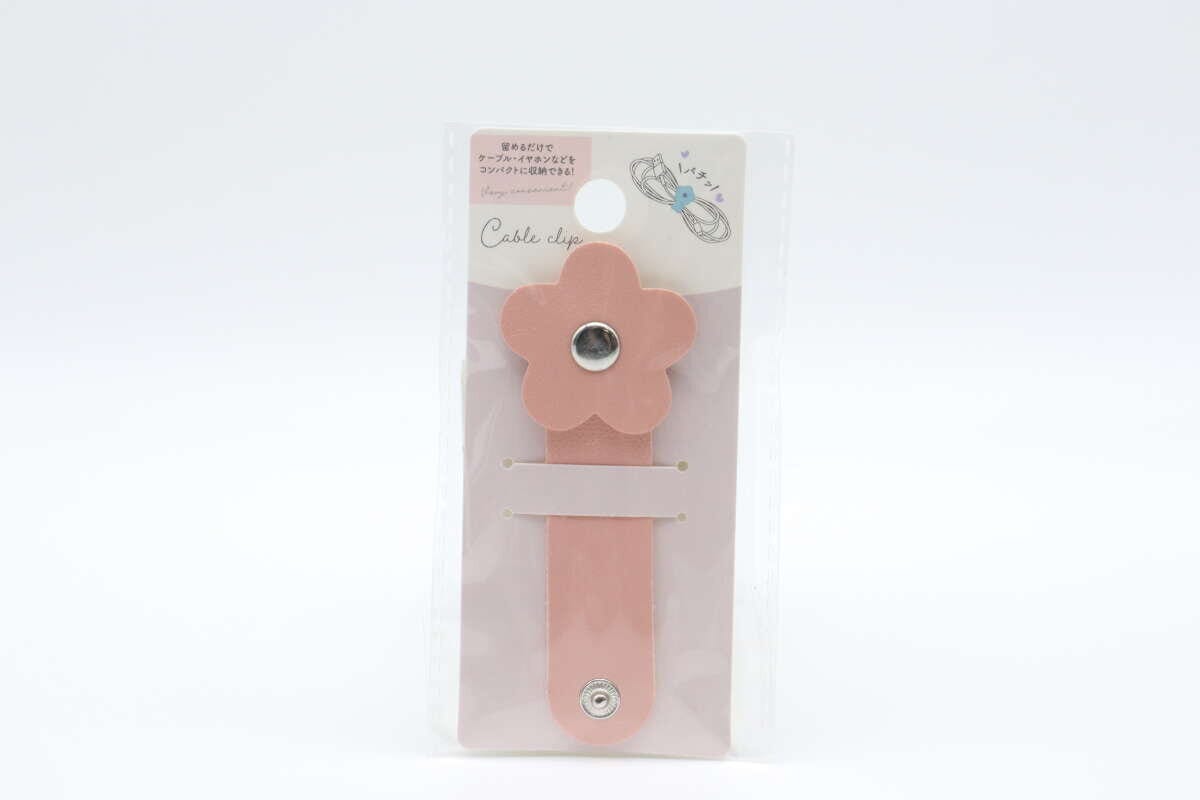 ダイソーフラワーフェイクレザーケーブルクリップ