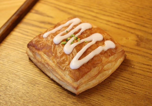 【1日約100種類】毎日買いに来る人も！地元の人に愛される「大阪のパン屋さん」