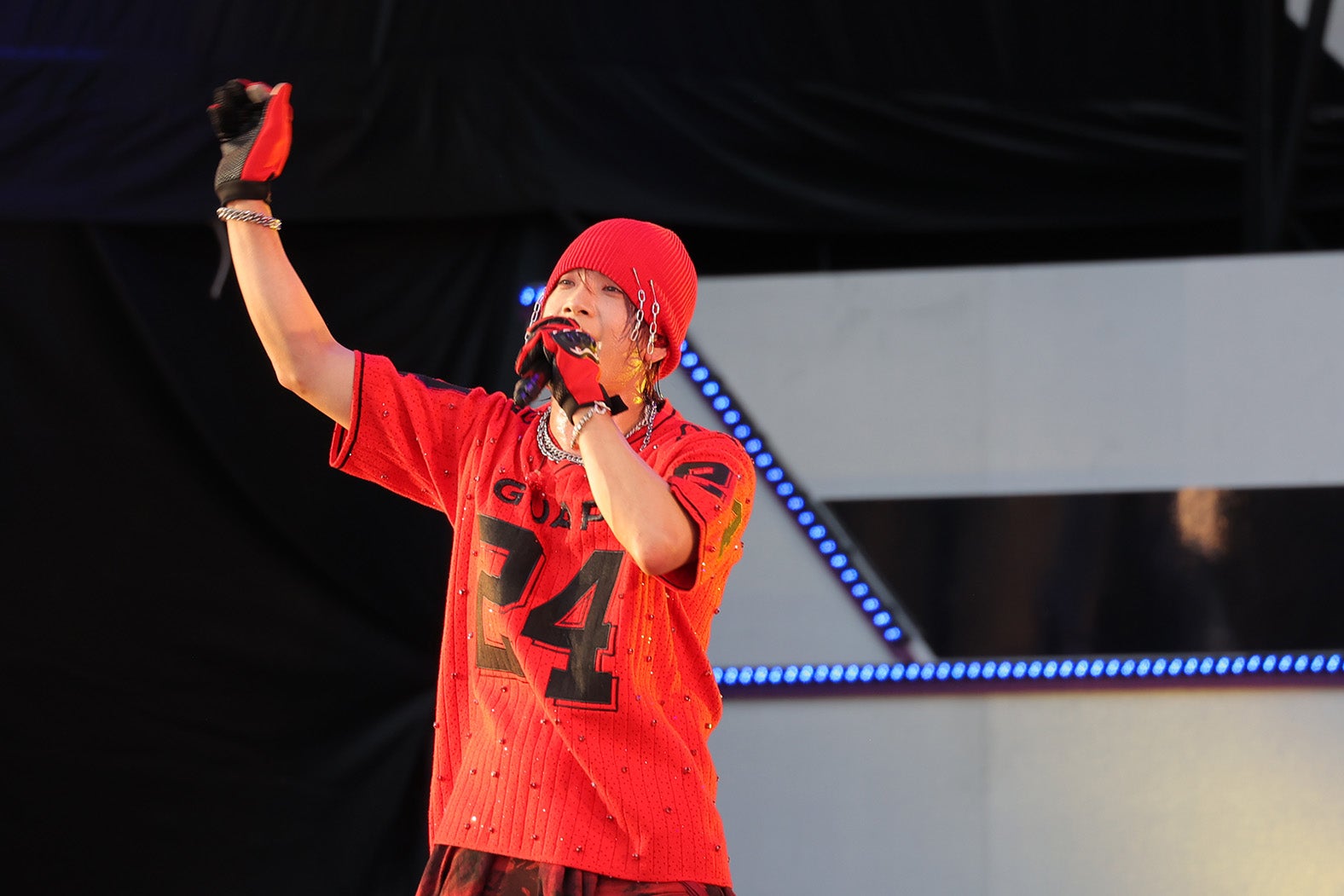 「大阪・関西万博開催記念 Survive FES」（C）吉本興業