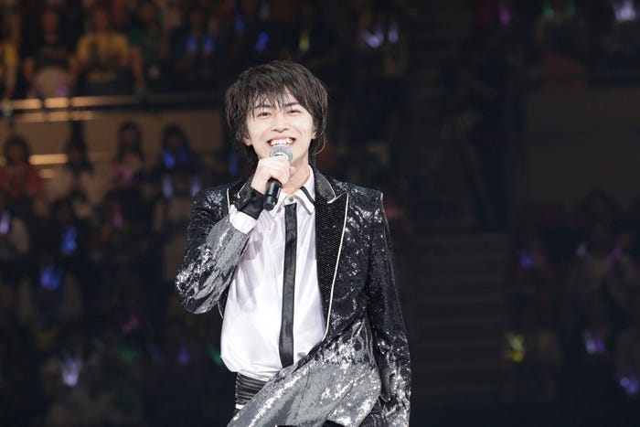 タカシ/「BULLET TRAIN Arena Tour 2018 Sweetest Battlefield at WORLD HALL」より(画像提供:SDR)