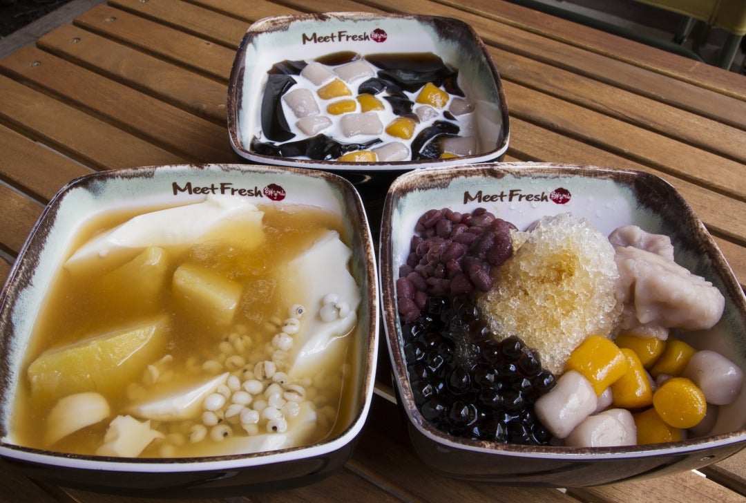 定番メニュー左：豆花、上：仙草、右：芋園／画像提供：スムースデザイン株式会社